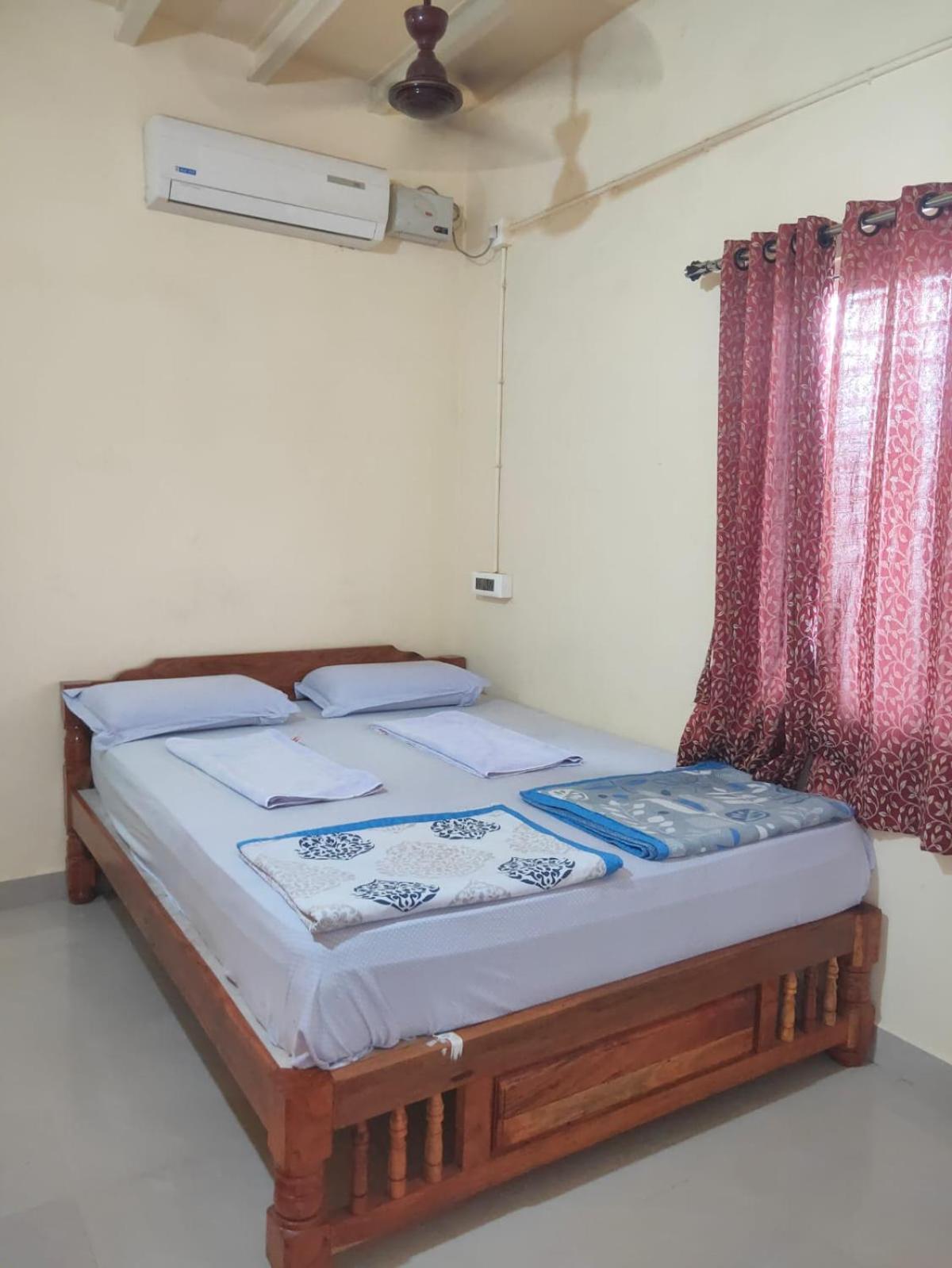 Thilak Home Stay Hampi Dış mekan fotoğraf