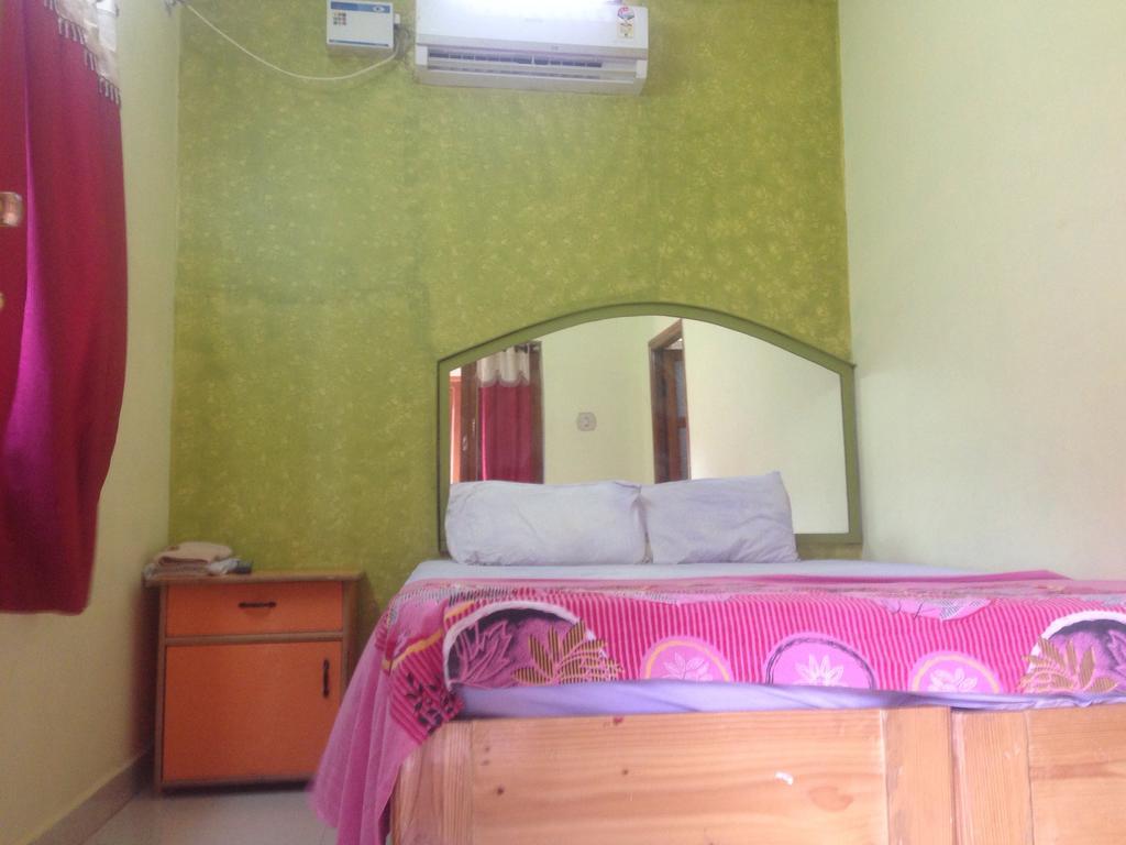 Thilak Home Stay Hampi Dış mekan fotoğraf