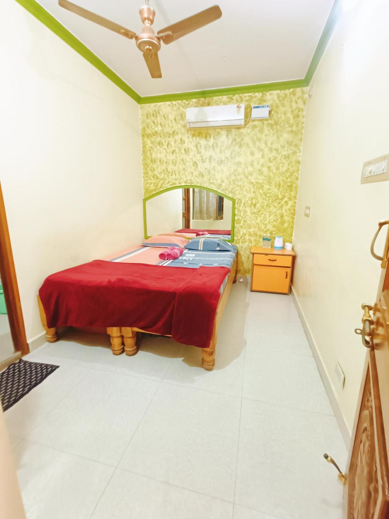 Thilak Home Stay Hampi Dış mekan fotoğraf