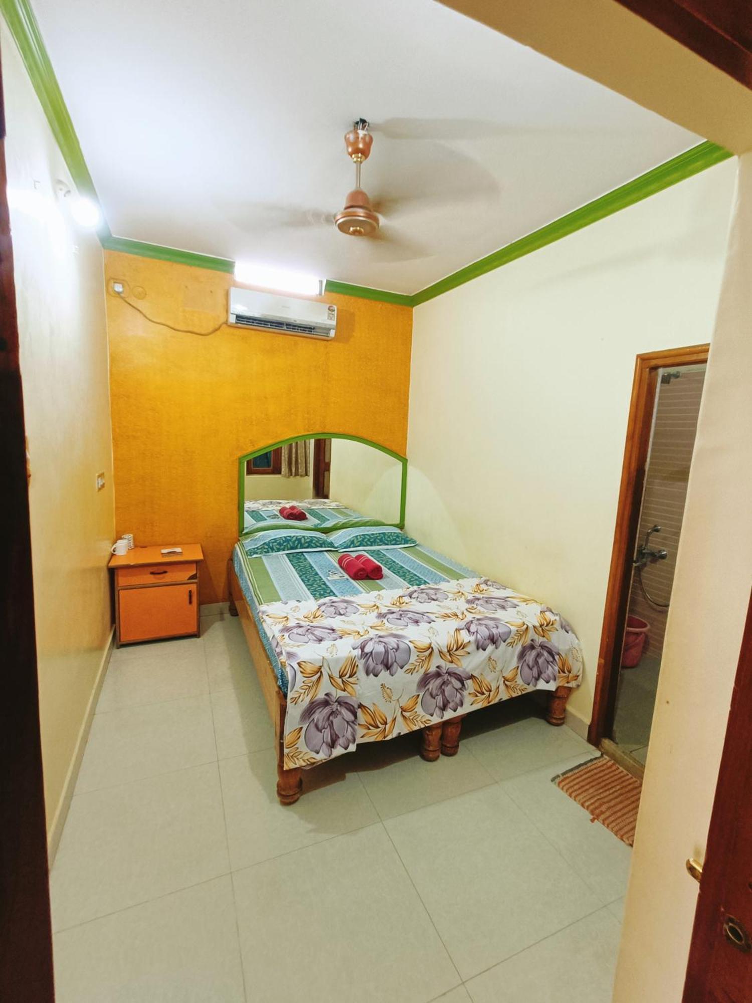 Thilak Home Stay Hampi Dış mekan fotoğraf