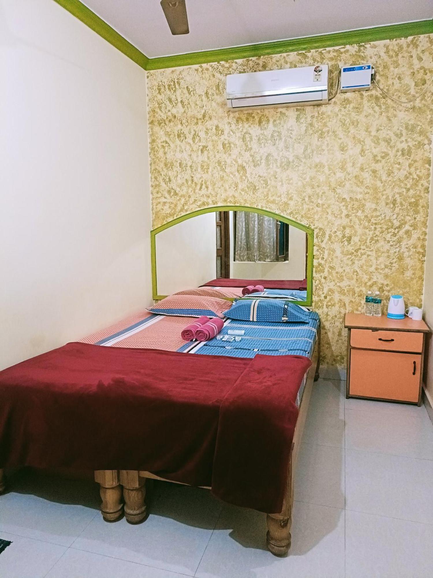 Thilak Home Stay Hampi Dış mekan fotoğraf