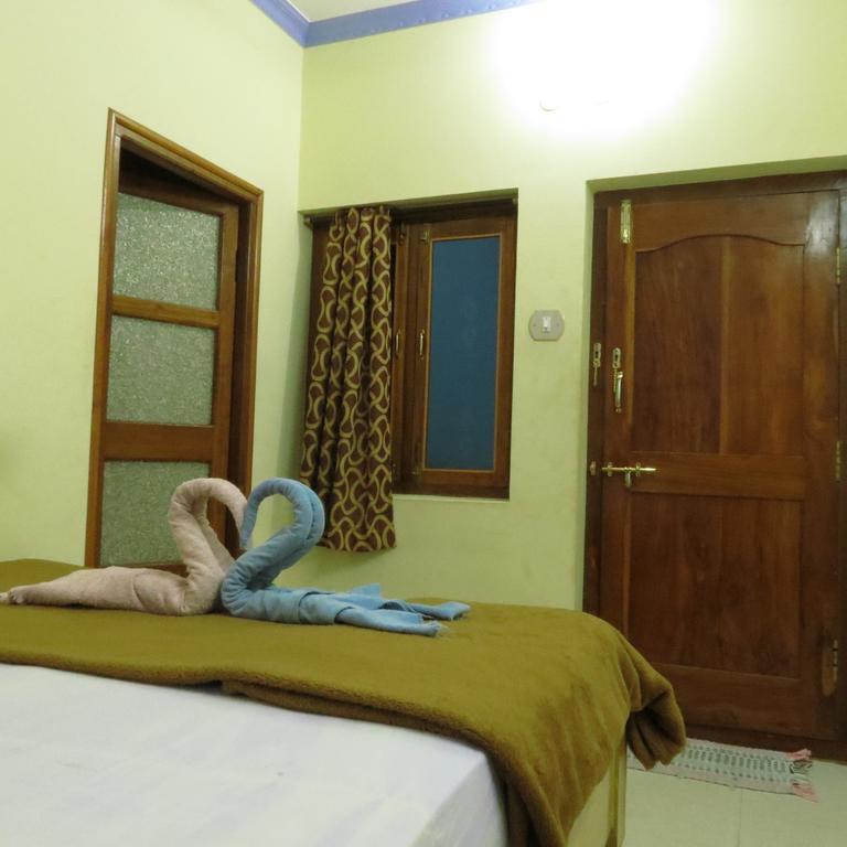 Thilak Home Stay Hampi Dış mekan fotoğraf