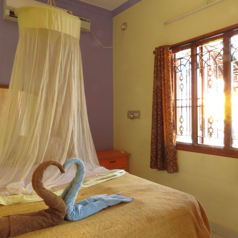 Thilak Home Stay Hampi Dış mekan fotoğraf